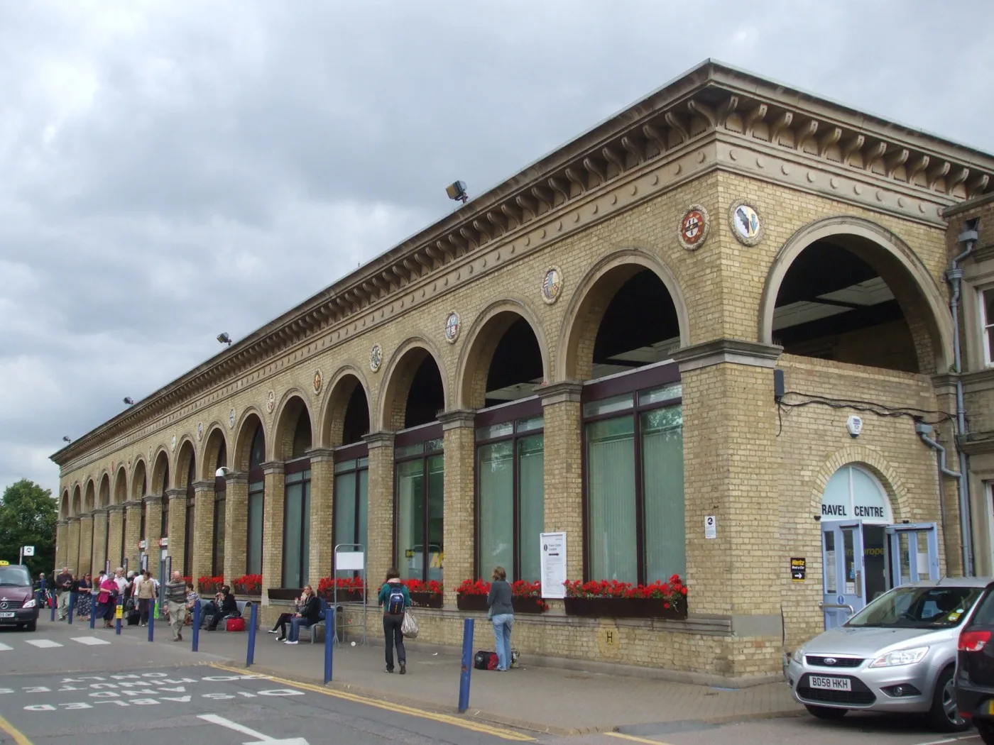 The long arcaded frontage of Cambridge railway station