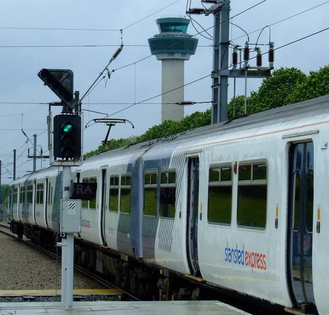 斯坦斯特德快线(Stansted Express)列车